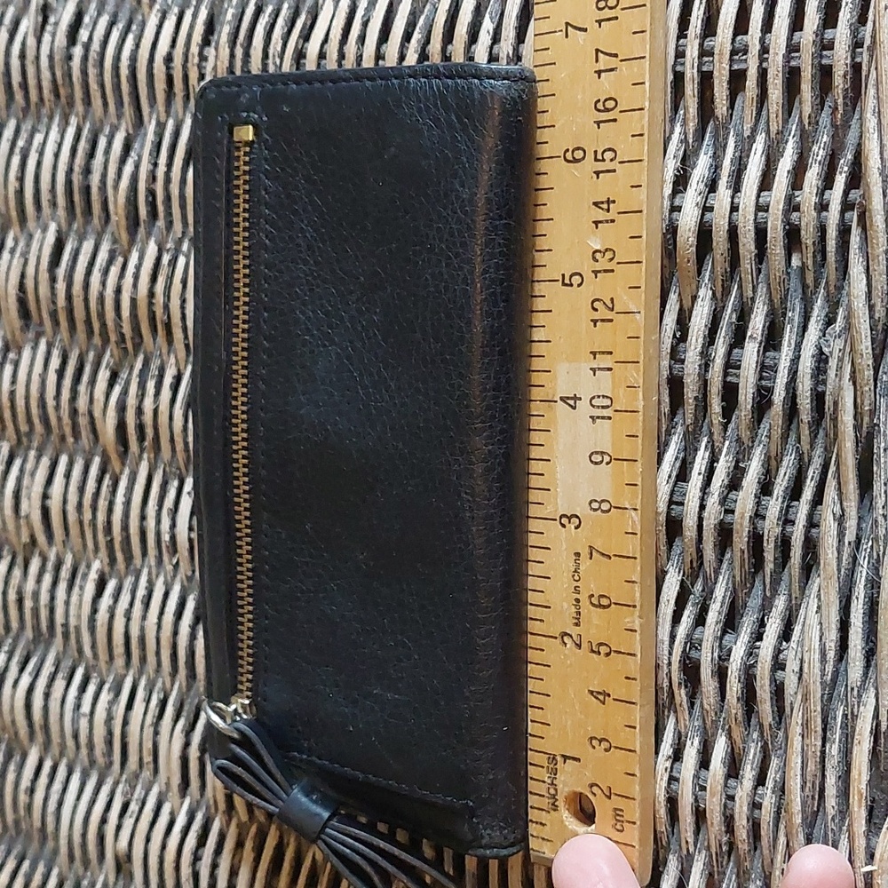 Kate Spade Leather Wallet *Final Price* - Picture 15 of 16